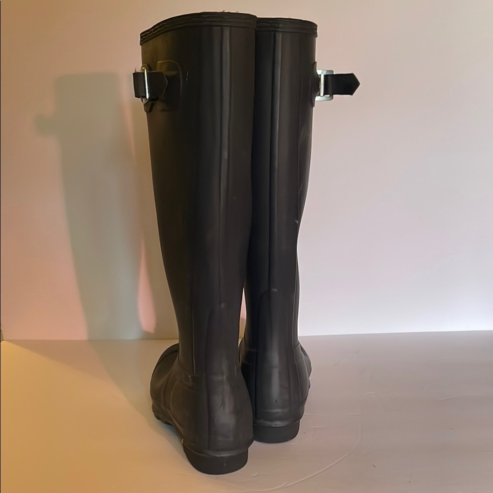 Hunter Classic Black Waterproof Boots - Picture 4 of 7